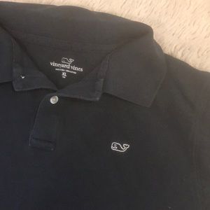 Vineyard vines boys extra large polo shirt navy blue. Great condition.